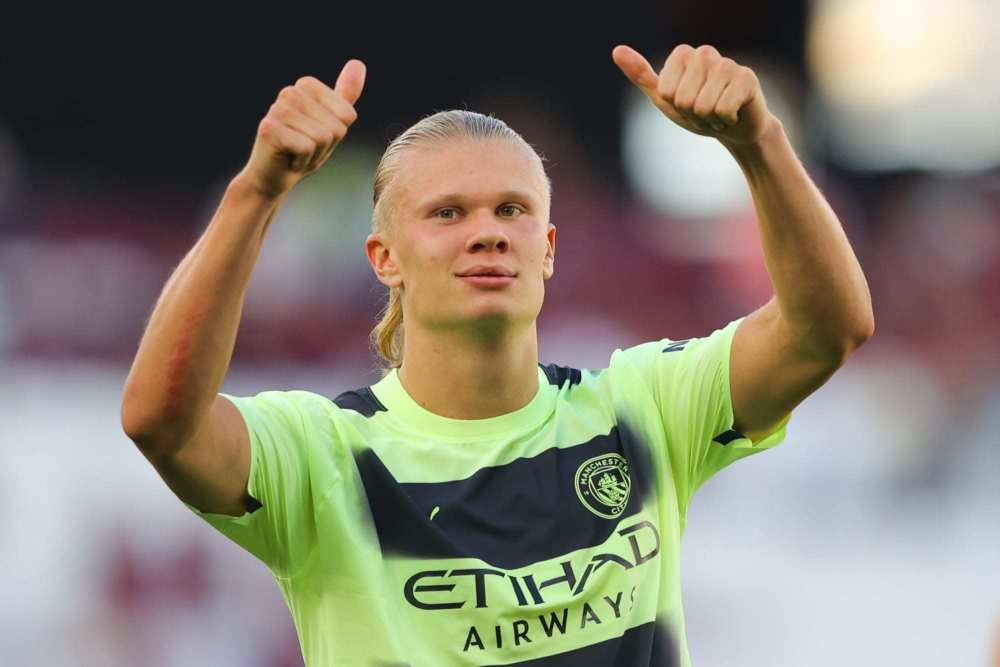 刘殿座：中超最佳守门员奖项对我意义重大，是鼓励也是鞭策（刘殿座：中超最佳门将对我意义非凡，既是激励也是鞭策）