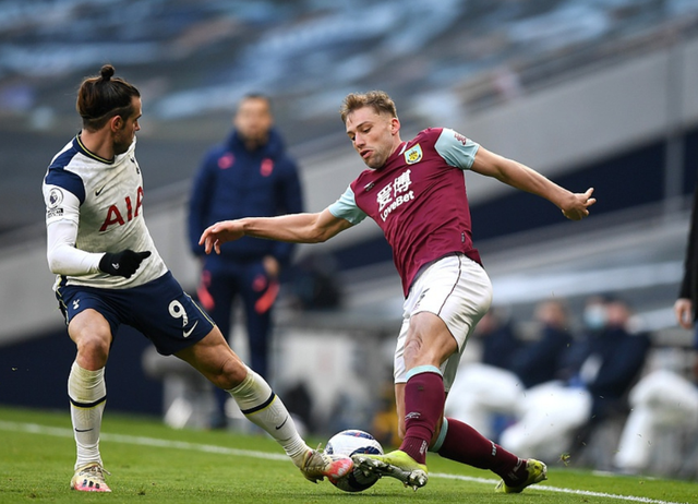 潇洒倒钩，C罗破门时的心率高达172bpm