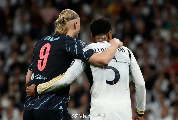 中超俱乐部欠薪问题严峻，准入审核难度大，职业化进程仍不完善。（中超俱乐部欠薪普遍，准入门槛提升，职业化建设仍待完善）