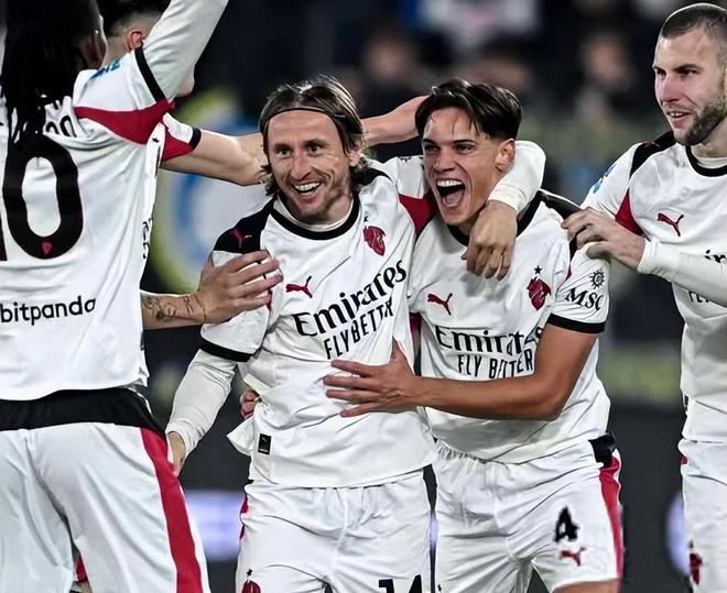 骑士新星连续三场爆发（骑士新星三连高光）