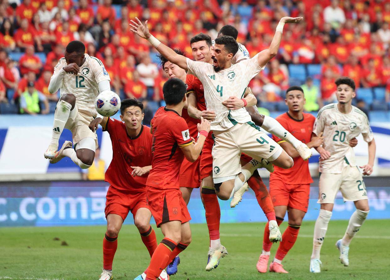 帕柳卡：门将职责是扑救，多纳鲁马、大马丁和裤袜是现役最强（帕柳卡：门将首要是扑救，如今最强当属多纳鲁马、大马丁与库尔图瓦）