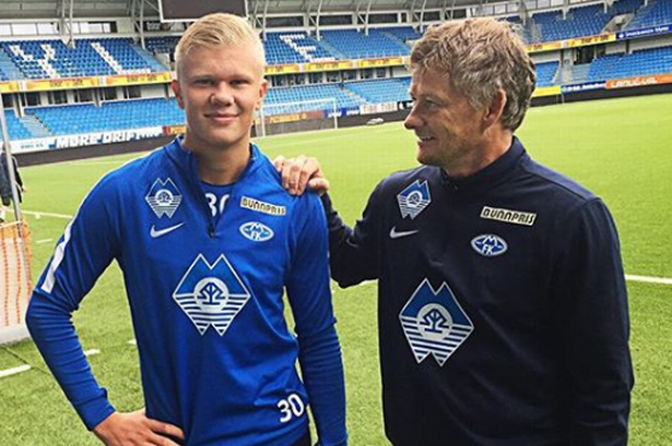 NBA菜鸟观察站：最佳争夺渐成三足鼎立之势，小角色主宰大舞台（NBA新秀观察：最佳之争三强鼎立，角色球员撑起大场面）