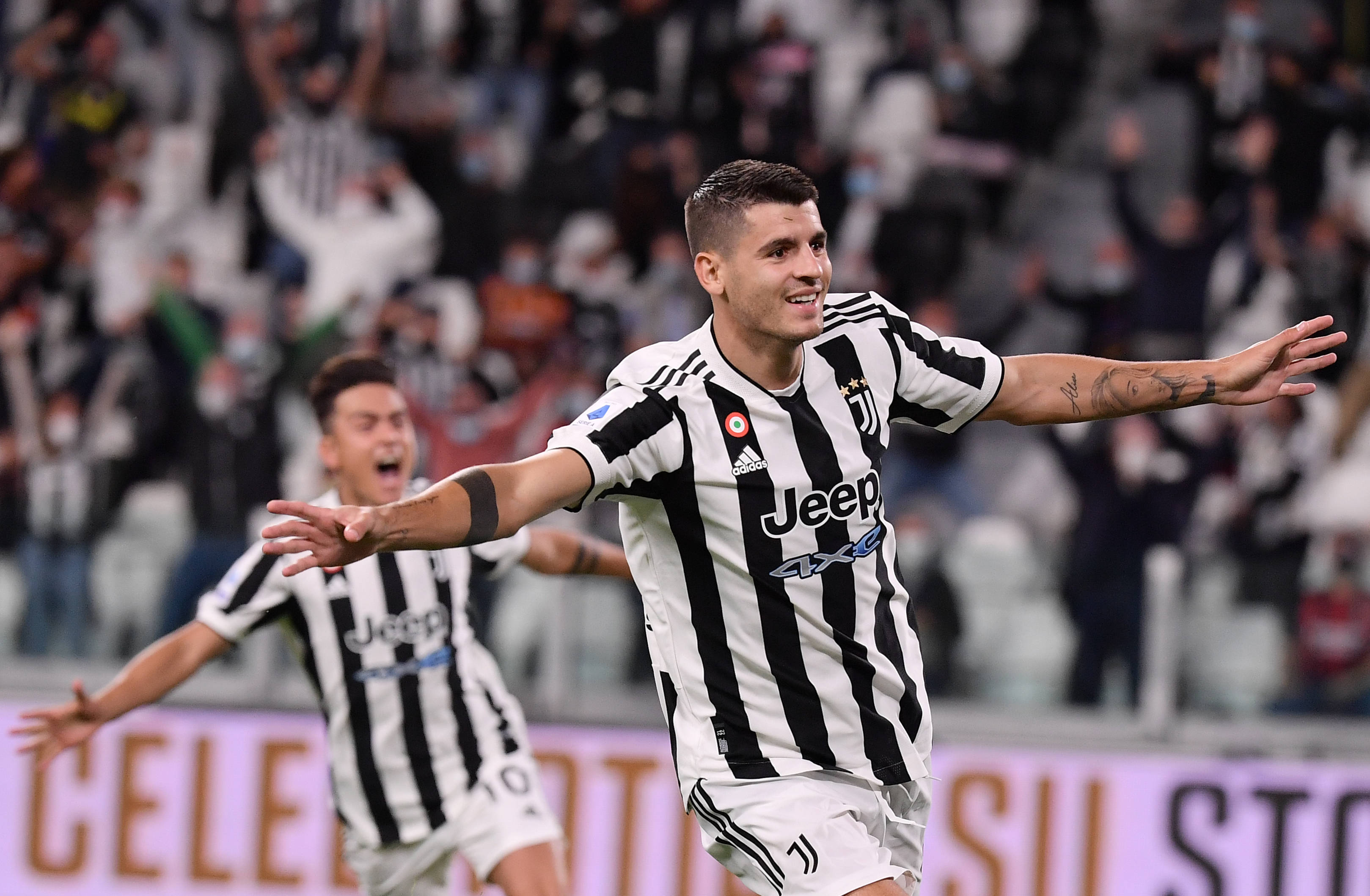 北青：约十人获国足新帅面试资格，邵佳一、李霄鹏等在列（北青：国足新帅面试约十位人选，邵佳一、李霄鹏等入围）