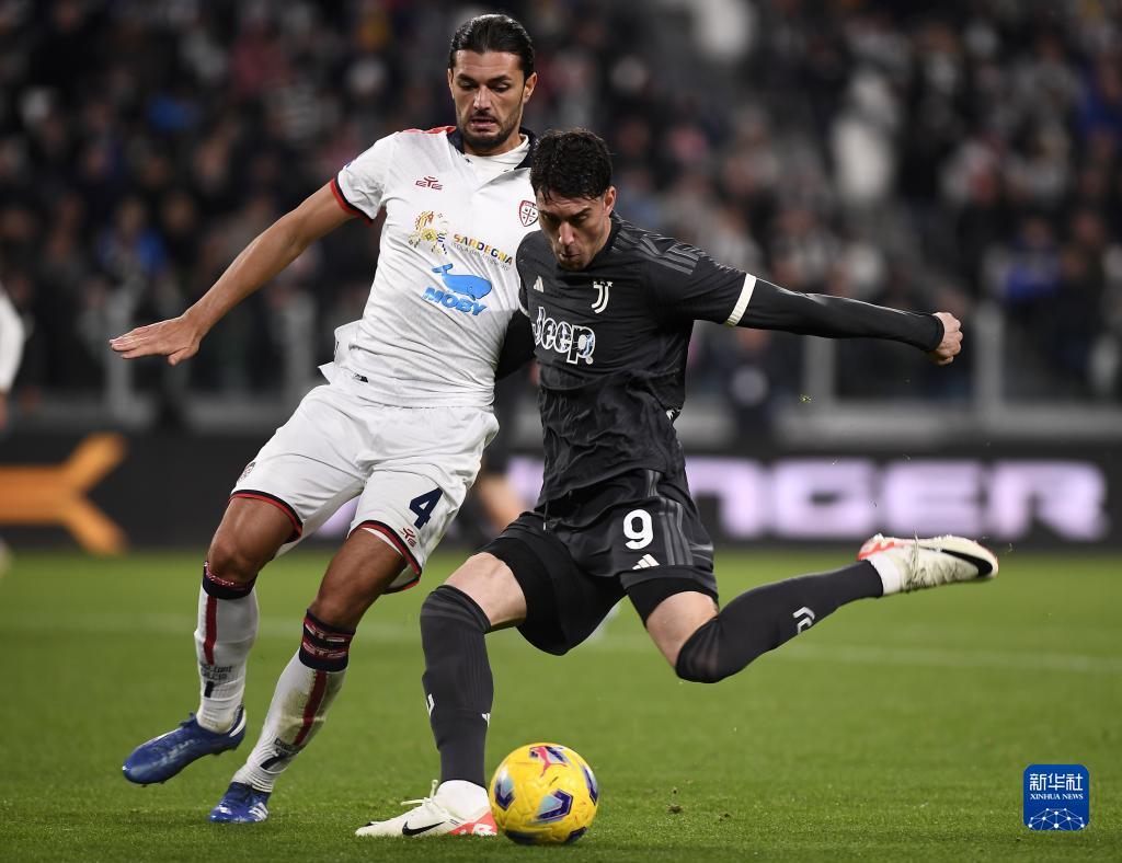 尤尔曼德：我们踢得非常好；弗莱肯的扑救改变了比赛局势（尤尔曼德：球队发挥出色，弗莱肯神扑扭转战局）