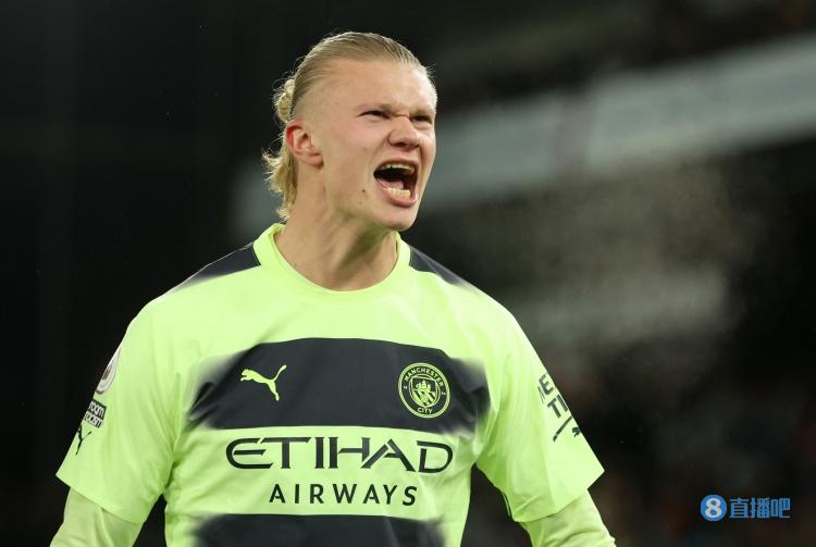 欧冠战报：里奥斯传射巴雷罗破门，本菲卡2-0完胜那不勒斯（欧冠：里奥斯一传一射，巴雷罗建功，本菲卡2-0击败那不勒斯）