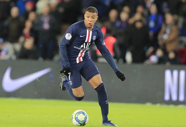 莫雷托：罗马已经问价科林蒂安前锋尤里-阿尔贝托（莫雷托：罗马已向科林蒂安询问尤里-阿尔贝托的报价）