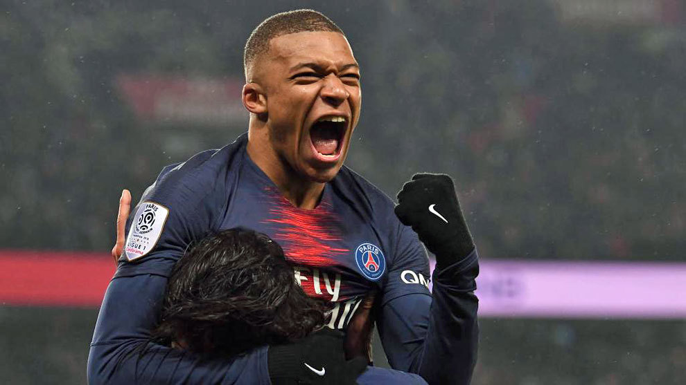 欧冠夺冠赔率：巴萨1赔4.5领跑 皇马利物浦紧追（欧冠夺冠赔率：巴萨1赔4.5居首 皇马、利物浦紧随其后）