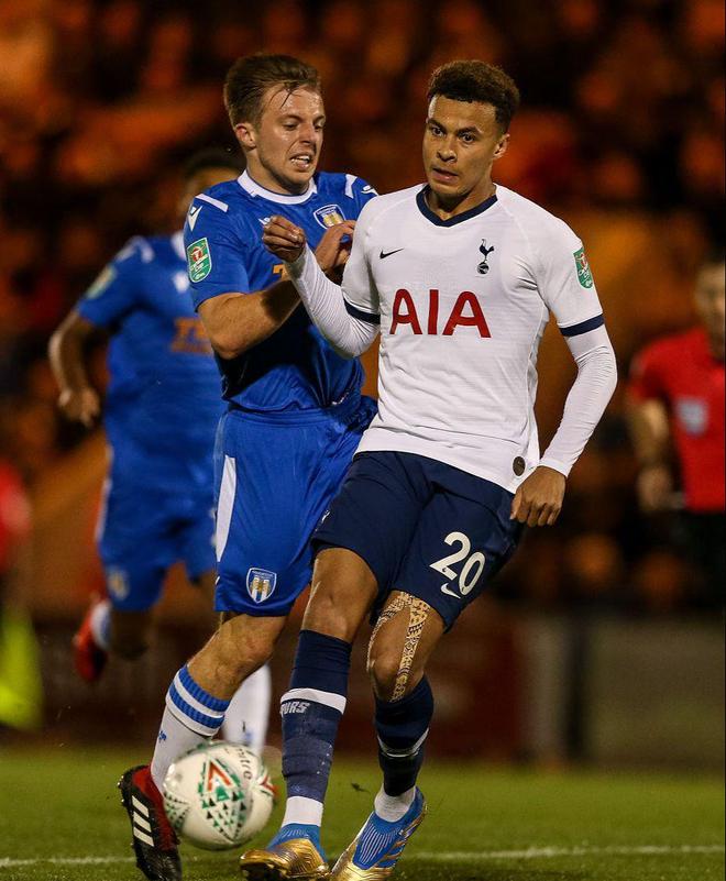 斯基拉：曼奇尼已与萨德签约1+2年，续约后年薪800万欧（斯基拉：曼奇尼与萨德签下1+2合同，续约后年薪达800万欧元）