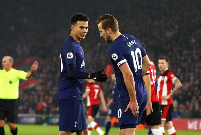 孔蒂：穆里尼奥的履历说明了他的伟大；意甲已变得更加欧洲化（孔蒂：穆帅履历足证其伟大，意甲正日益欧洲化）