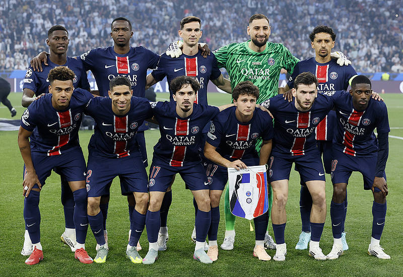 欧冠大神领衔!鹏哥解球11连红 琛茹&小盼哥皆25中23（欧冠高手领衔，鹏哥解盘豪取11连红，琛茹与小盼哥均25中23）